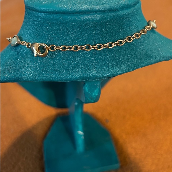 Gold and Turquoise Necklace - Picture 9 of 9